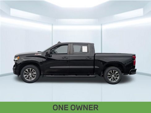 Used 2023 Chevrolet Silverado 1500 RST w/ Z71 Off-Road Package AWD/4WD image 2