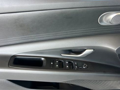New 2026 Hyundai Elantra Hybrid FWD image 11