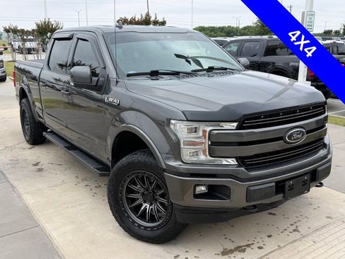 Used 2018 Ford F150 Lariat w/ Equipment Group 502A Luxury AWD/4WD image 3