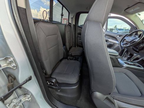 Used 2017 Chevrolet Colorado LT w/ LT Convenience Package AWD/4WD image 24