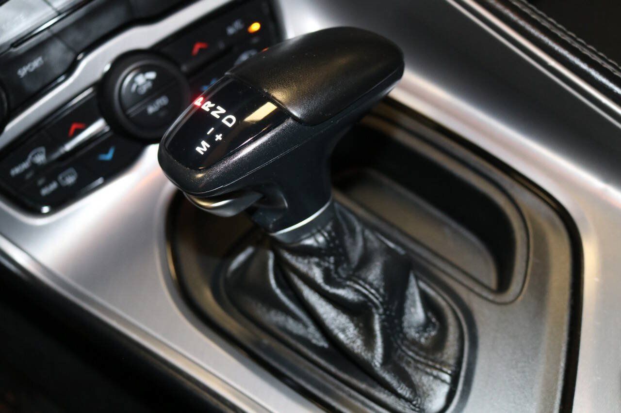 Used 2023 Dodge Challenger SXT RWD image 42
