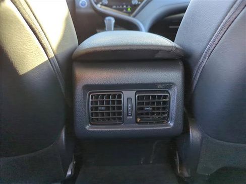 Used 2023 Toyota Camry XLE image 19