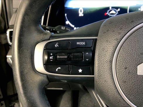 Certified 2023 Kia Sportage SX AWD/4WD image 18