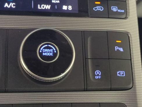 Used 2024 Hyundai Palisade Calligraphy FWD image 32