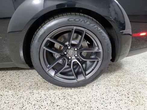 Used 2019 Dodge Challenger SRT Hellcat Redeye RWD image 8