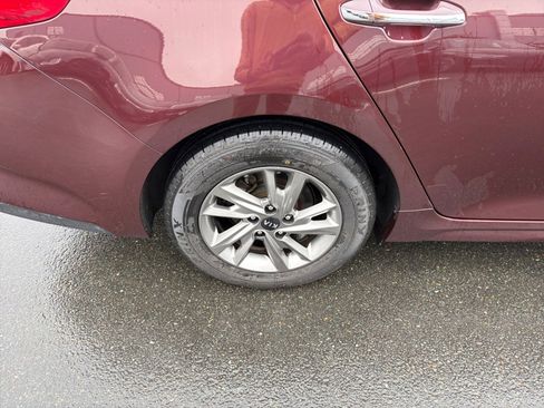 Used 2019 Kia Optima LX image 27