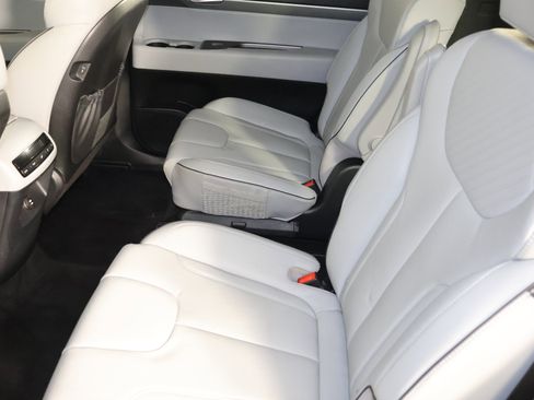 Used 2025 Hyundai Palisade SEL image 48