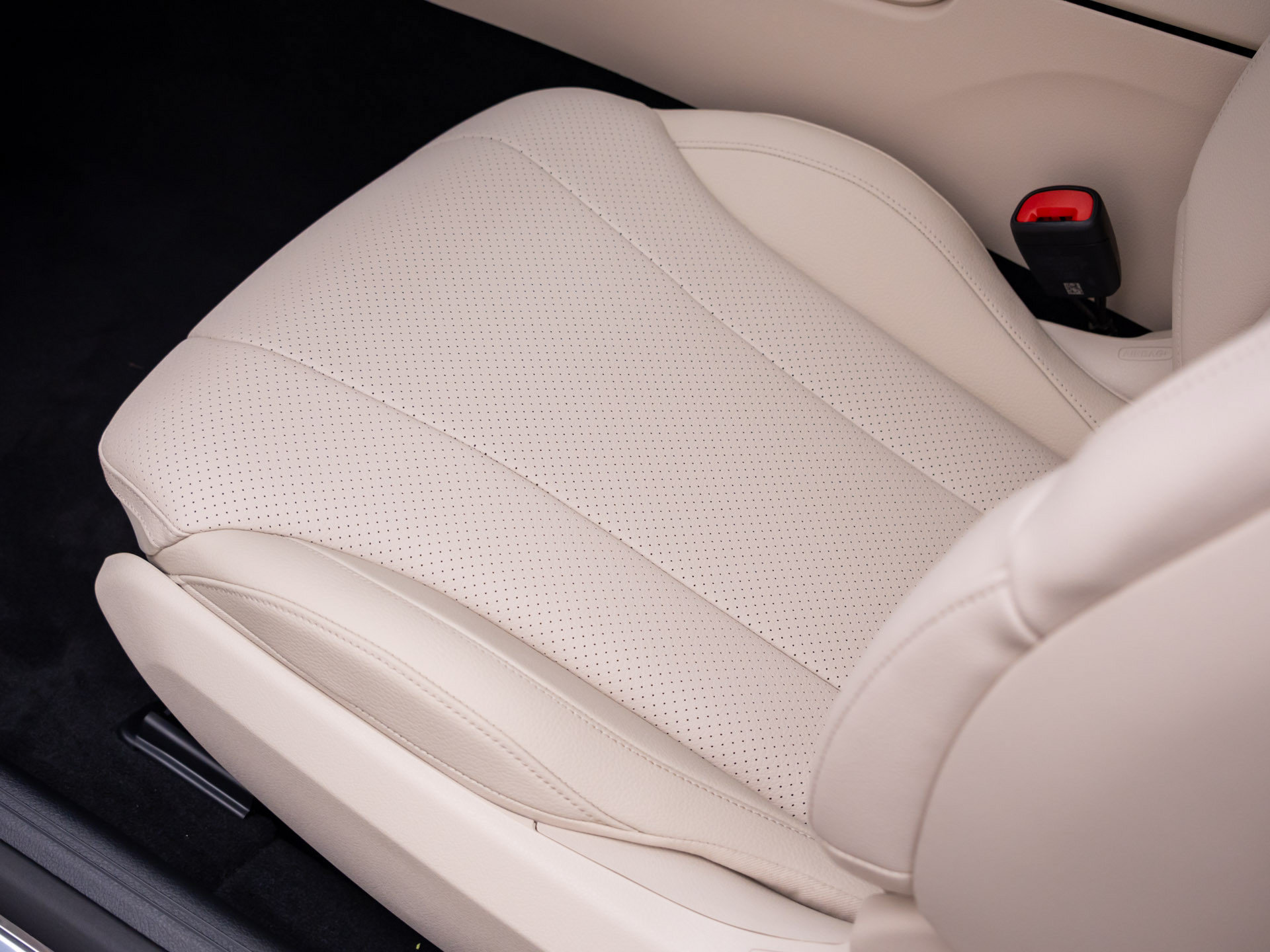 New 2027 Mercedes-Benz CLE 450 4MATIC Cabriolet image 15