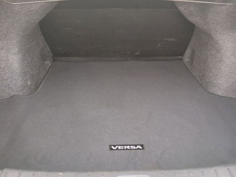 Used 2017 Nissan Versa S Plus image 32