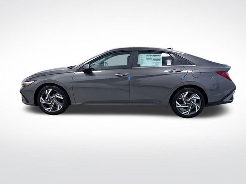 New 2026 Hyundai Elantra Limited FWD image 10
