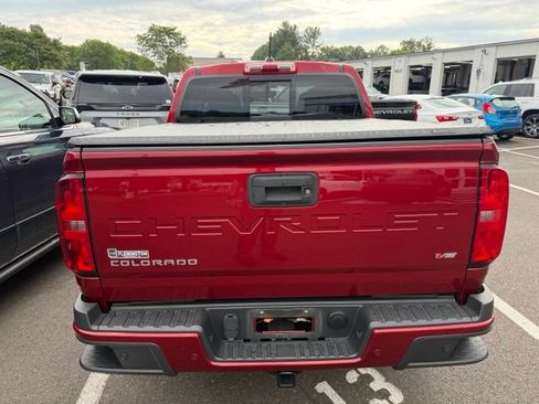 Used 2021 Chevrolet Colorado Z71 AWD/4WD image 10