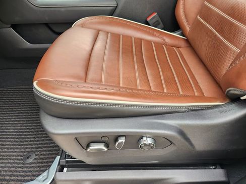 Used 2025 GMC Sierra 2500 Denali Ultimate image 25