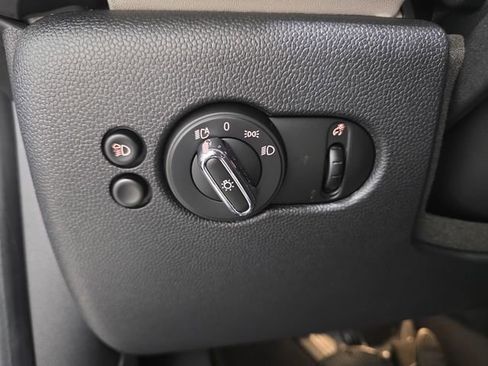 Certified 2024 MINI Cooper S FWD image 19