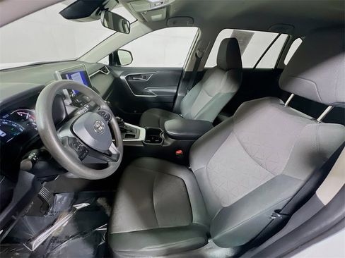 Certified 2024 Toyota RAV4 XLE image 19