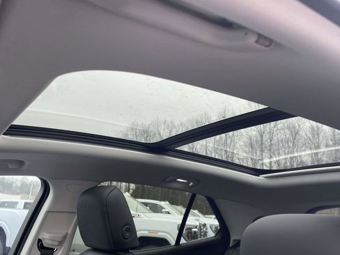 New 2026 Buick Envision Preferred image 2