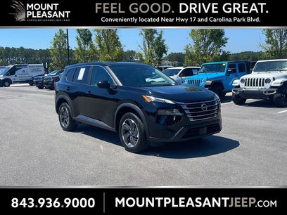 Used 2024 Nissan Rogue SV