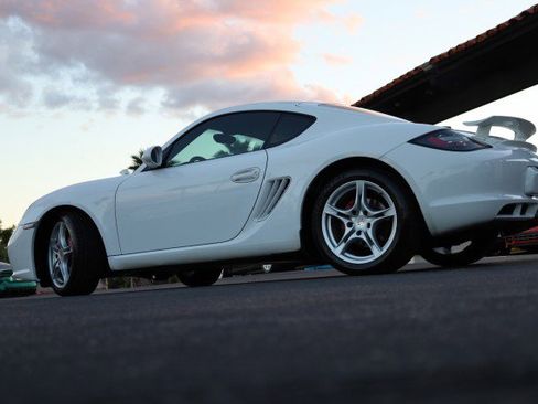 Used 2009 Porsche Cayman S image 17