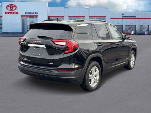 Used 2022 GMC Terrain SLE w/ Driver Convenience Package AWD/4WD image 6
