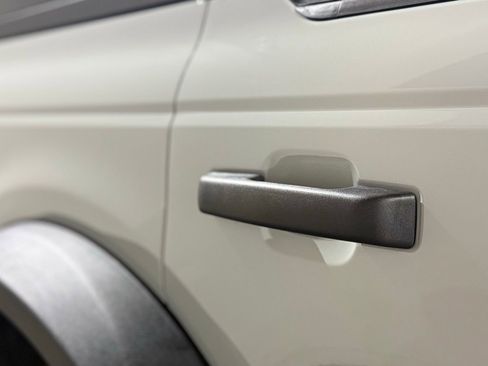 New 2026 Ford Bronco Badlands image 16