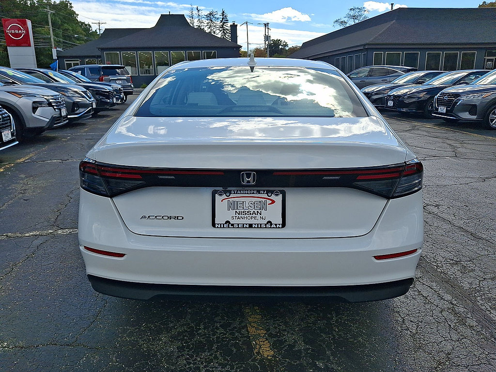 Used 2023 Honda Accord EX image 23