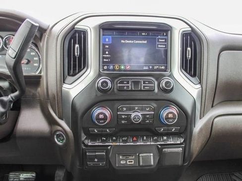 Used 2019 Chevrolet Silverado 1500 LT w/ All-Star Edition AWD/4WD image 18