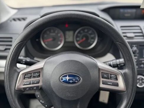 Used 2015 Subaru Forester 2.5i AWD/4WD image 12