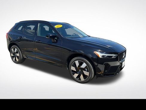 Used 2023 Volvo XC60 T8 Ultimate AWD/4WD image 21