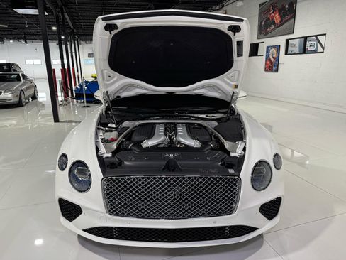 Used 2020 Bentley Continental GT image 37