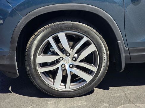 Used 2018 Honda Pilot Touring image 17