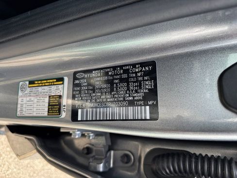 Used 2024 Genesis GV80 3.5T image 32