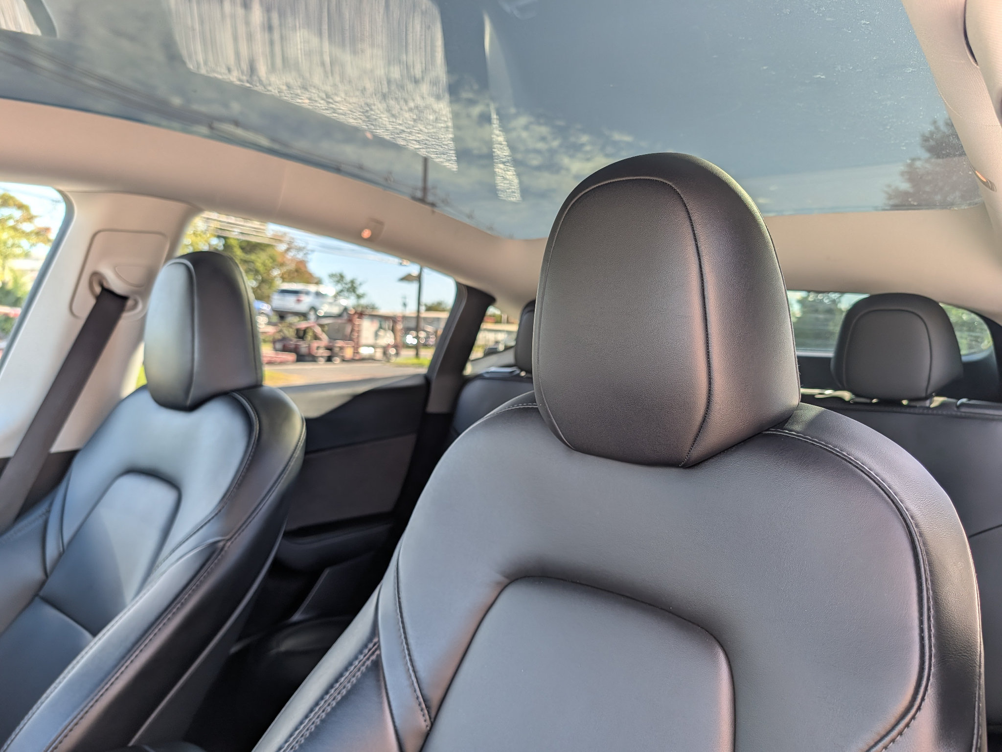 Used 2023 Tesla Model Y Performance AWD/4WD image 15