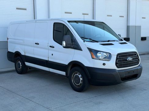 Used 2019 Ford Transit 150 130 Low Roof RWD image 7