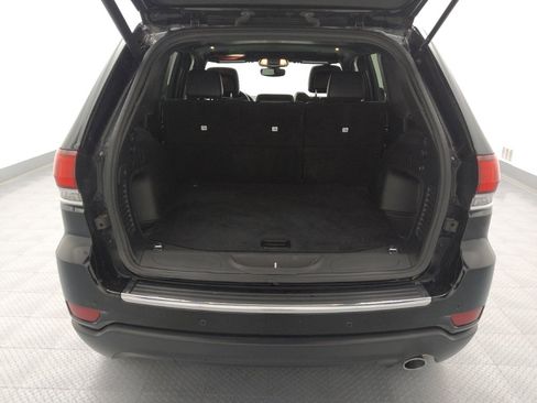 Used 2021 Jeep Grand Cherokee Limited image 29