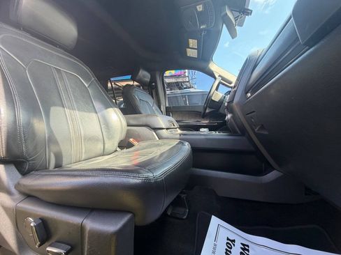 Used 2018 Ford Expedition Max Limited RWD image 26