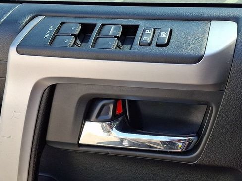 Used 2020 Toyota 4Runner SR5 Premium w/ Moonroof Package AWD/4WD image 21