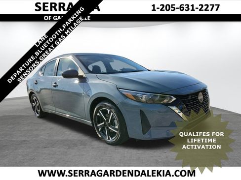 Used 2025 Nissan Sentra SV image 1