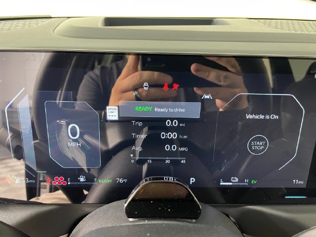 New 2027 Kia Telluride SX Prestige AWD/4WD image 3