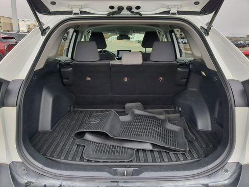 Used 2023 Toyota RAV4 XLE image 21