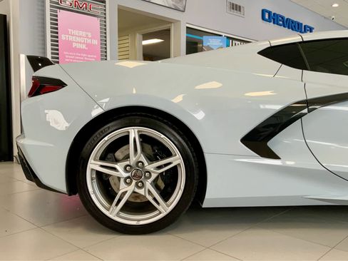 Used 2023 Chevrolet Corvette Stingray Coupe w/ Z51 Performance Package image 12