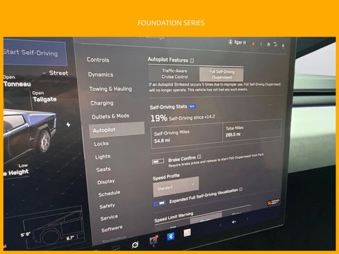 Used 2024 Tesla Cybertruck AWD Crew Cab image 17