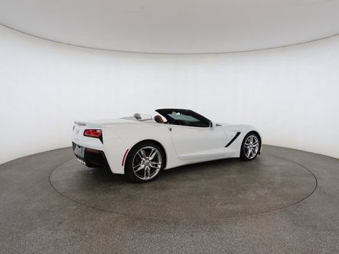 Used 2017 Chevrolet Corvette Stingray Convertible image 19