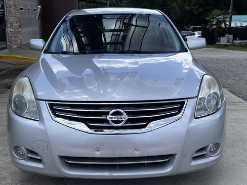 Used 2011 Nissan Altima 2.5 S FWD image 9