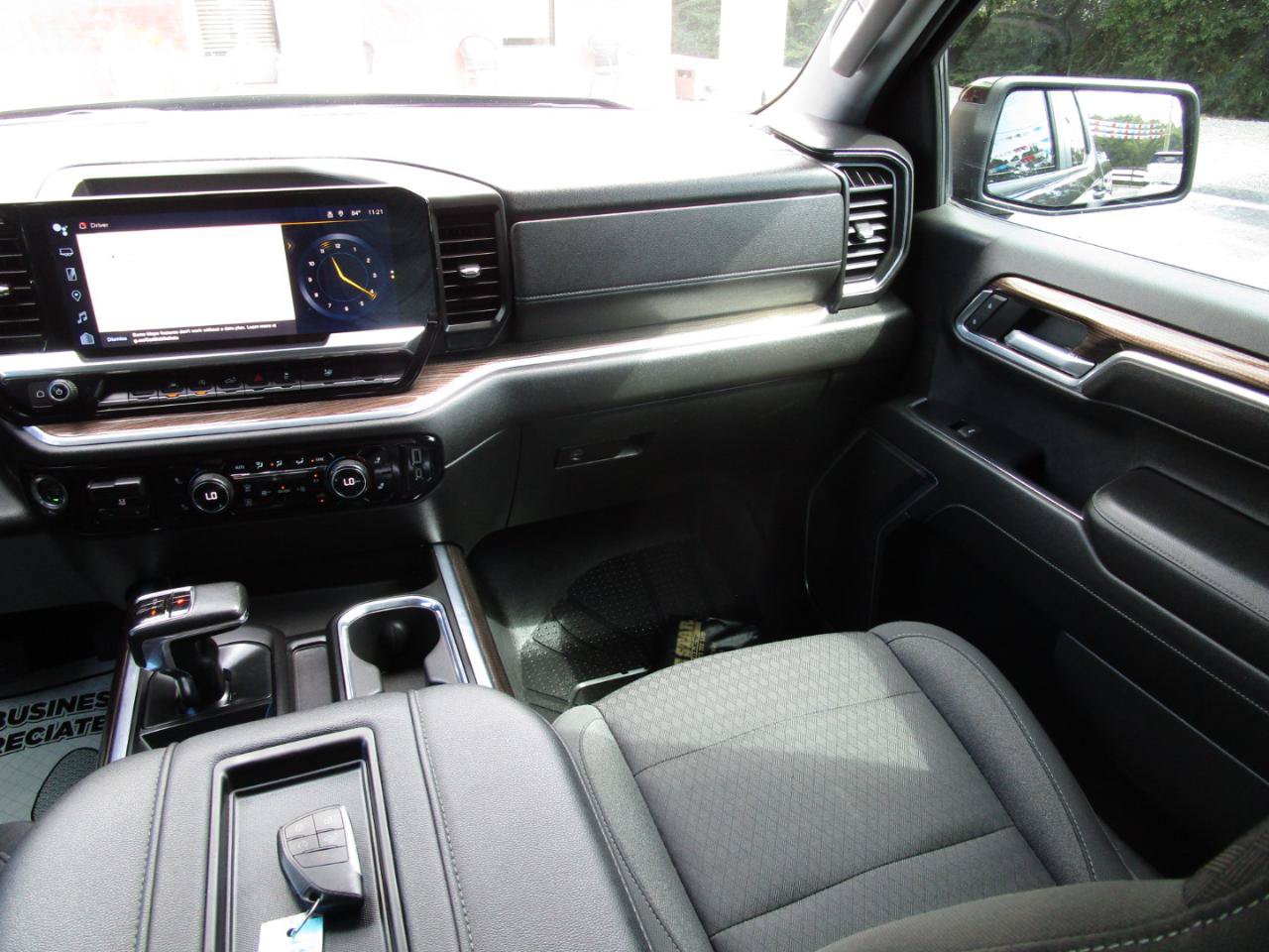 Used 2022 Chevrolet Silverado 1500 RST w/ Protection Package RWD image 9