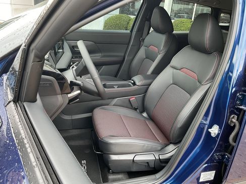 New 2025 Nissan Kicks SR image 13