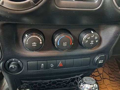 Used 2017 Jeep Wrangler Unlimited Sport image 24