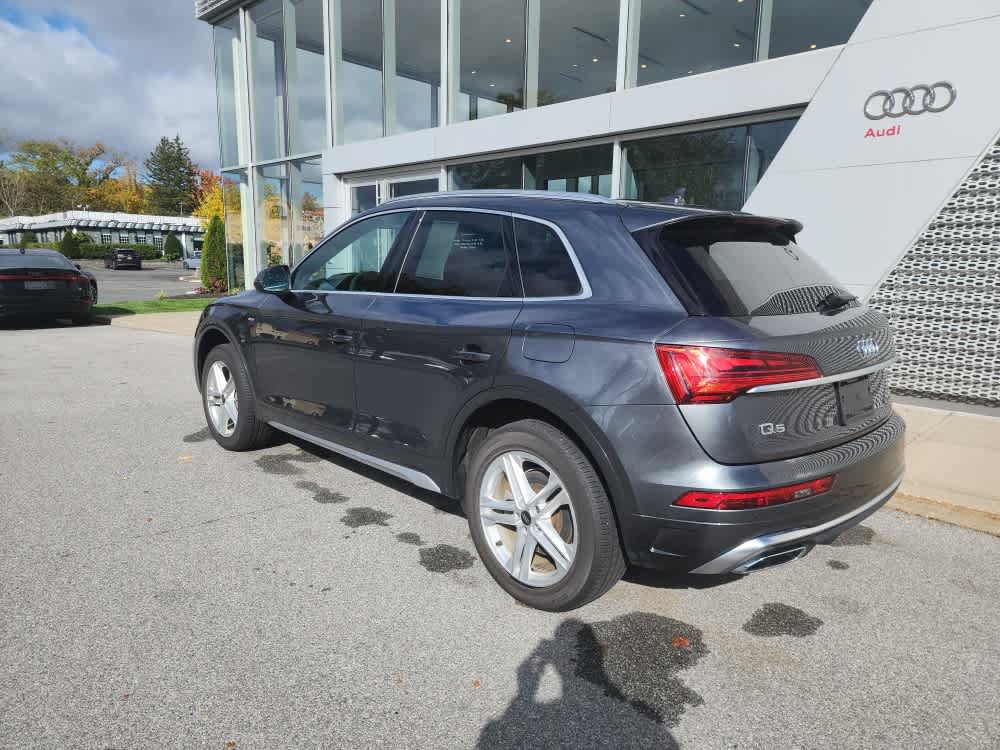 Used 2024 Audi Q5 e Premium Plus w/ Premium Plus Package AWD/4WD image 6