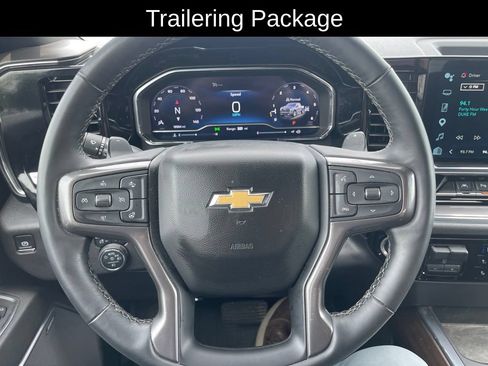 Used 2025 Chevrolet Silverado 1500 High Country AWD/4WD image 14