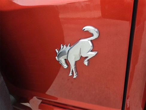 Used 2024 Ford Bronco Outer Banks image 13