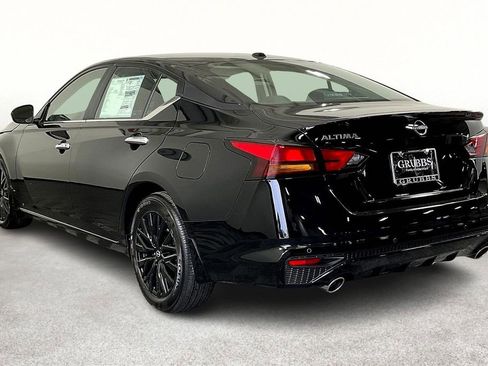 New 2025 Nissan Altima 2.5 SV w/ SV Special Edition Package image 6