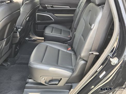Certified 2025 Kia Telluride S FWD image 11
